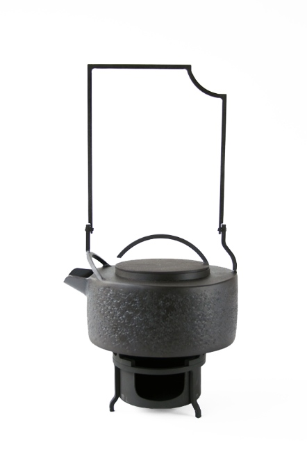 坂井直樹-右圓角提把鐵壺