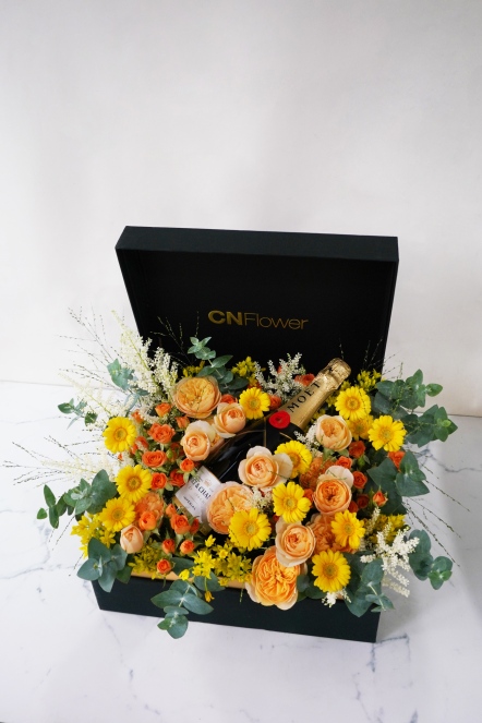 金黃花饗 鮮花大禮盒(不含酒)
