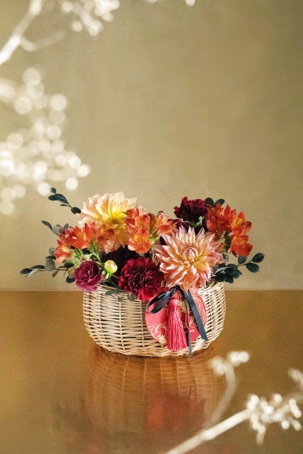 春日報喜 提籃花