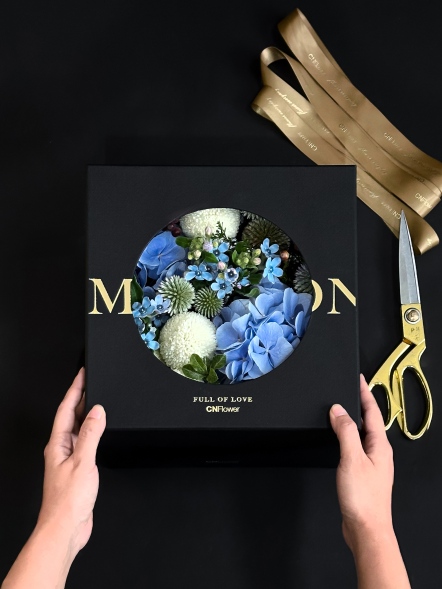 FULL MOON-花綻藍月 花禮