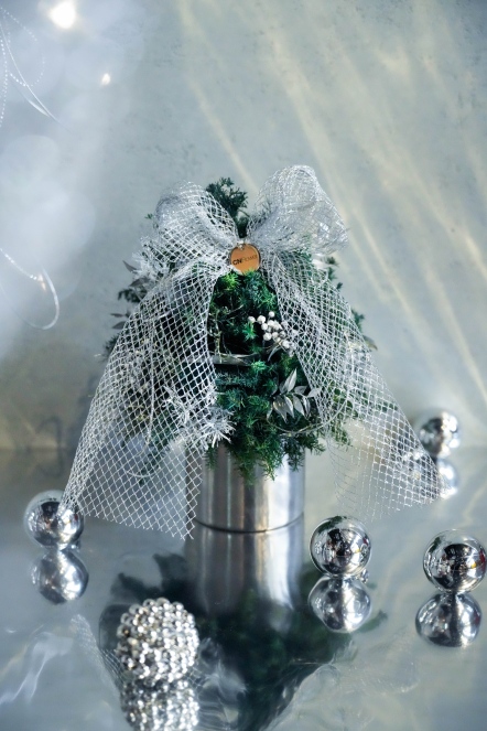 銀霜冬境 恆星聖誕小樹